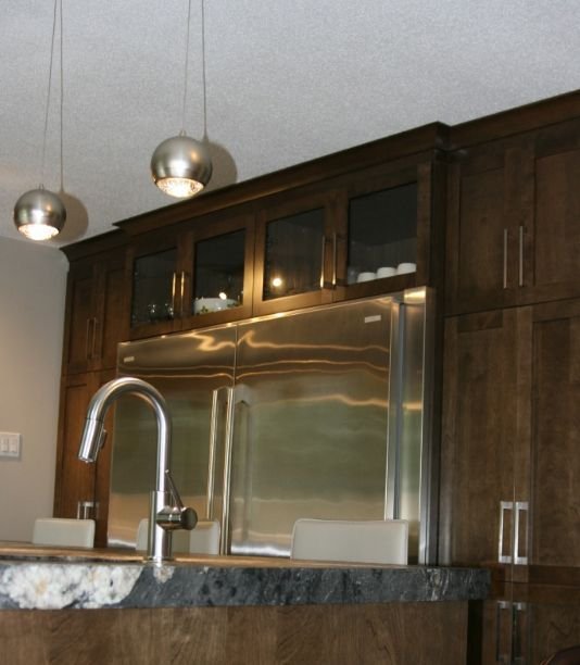 Cuisine en noyer sur mesure pour une maison à Aylmer
